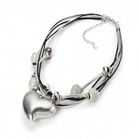 Chunky silver heart necklace